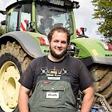 Marc Itner ist seit drei Jahren fest beim Lohnunternehmen Blunk angestellt. Besonders gut gefällt ihm an seinem Job die abwechslungsreiche Arbeit.